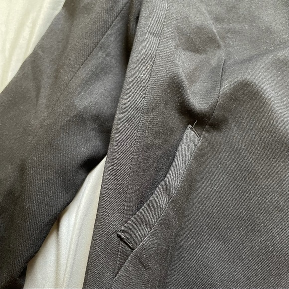 H&M black blazer with pockets - Size 2 - Picture 7 of 8